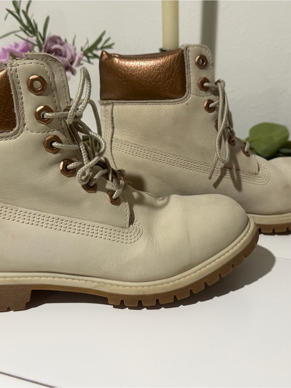 Timberland Women's Cream Lace-Up Boots with Rose Gold Accents - Picture 2 of 15